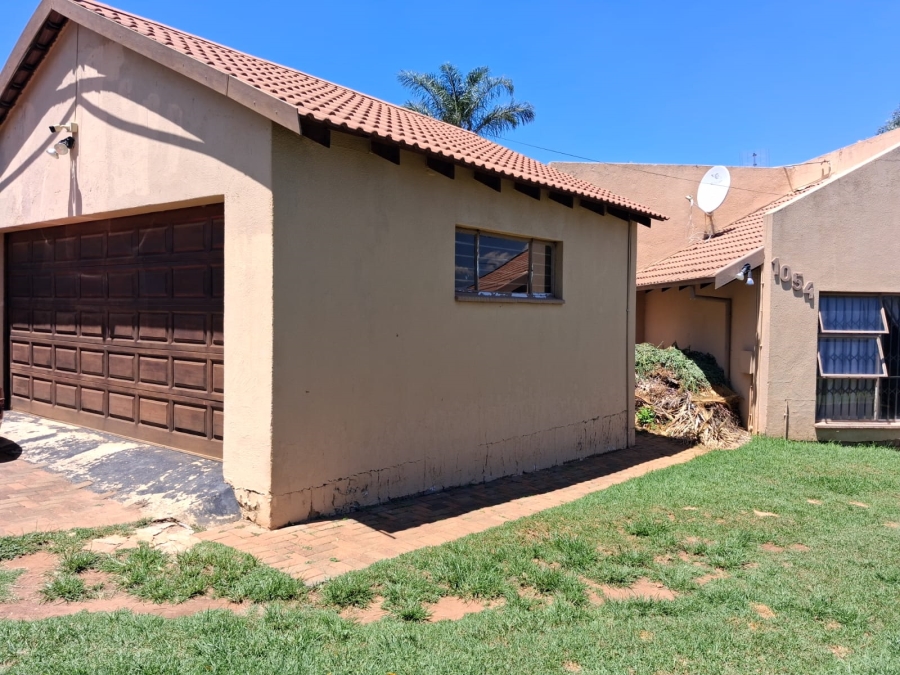 4 Bedroom Property for Sale in Allens Nek Gauteng