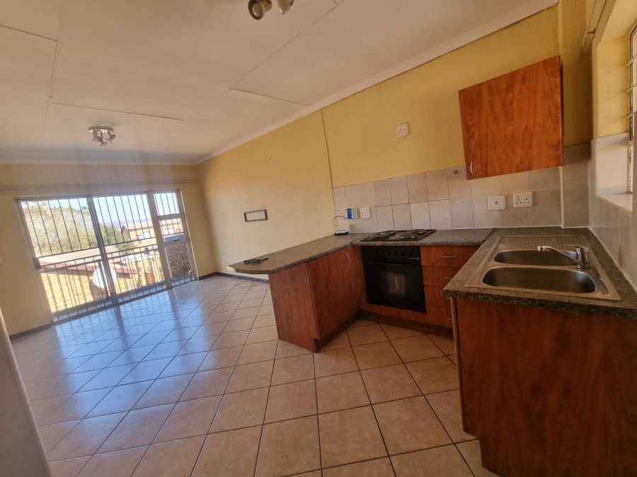 To Let 2 Bedroom Property for Rent in Honeydew Grove Gauteng