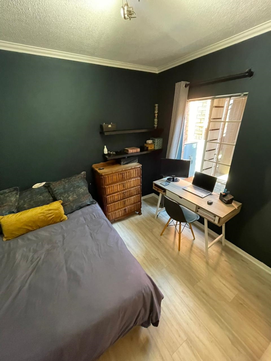 2 Bedroom Property for Sale in Eco Park Gauteng