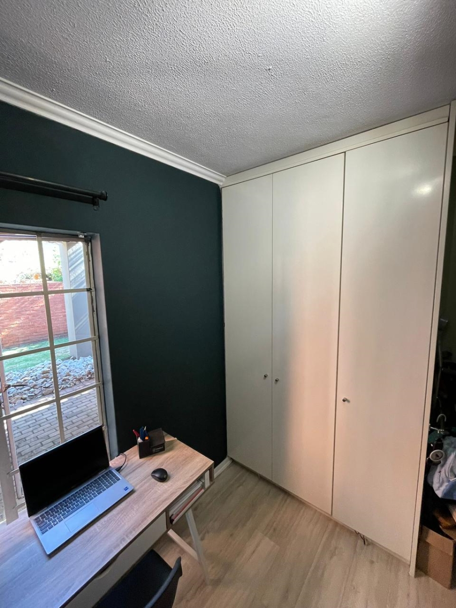 2 Bedroom Property for Sale in Eco Park Gauteng