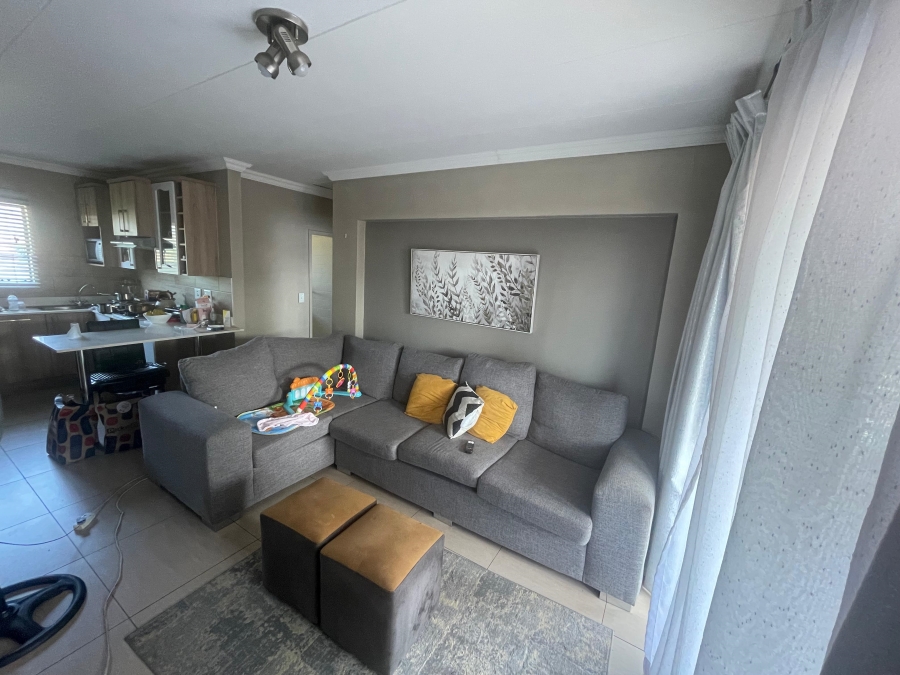 To Let 2 Bedroom Property for Rent in Andeon AH Gauteng