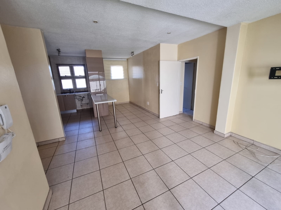 2 Bedroom Property for Sale in Glenanda Gauteng