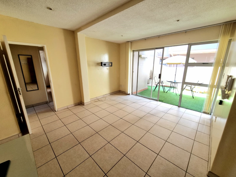 2 Bedroom Property for Sale in Glenanda Gauteng