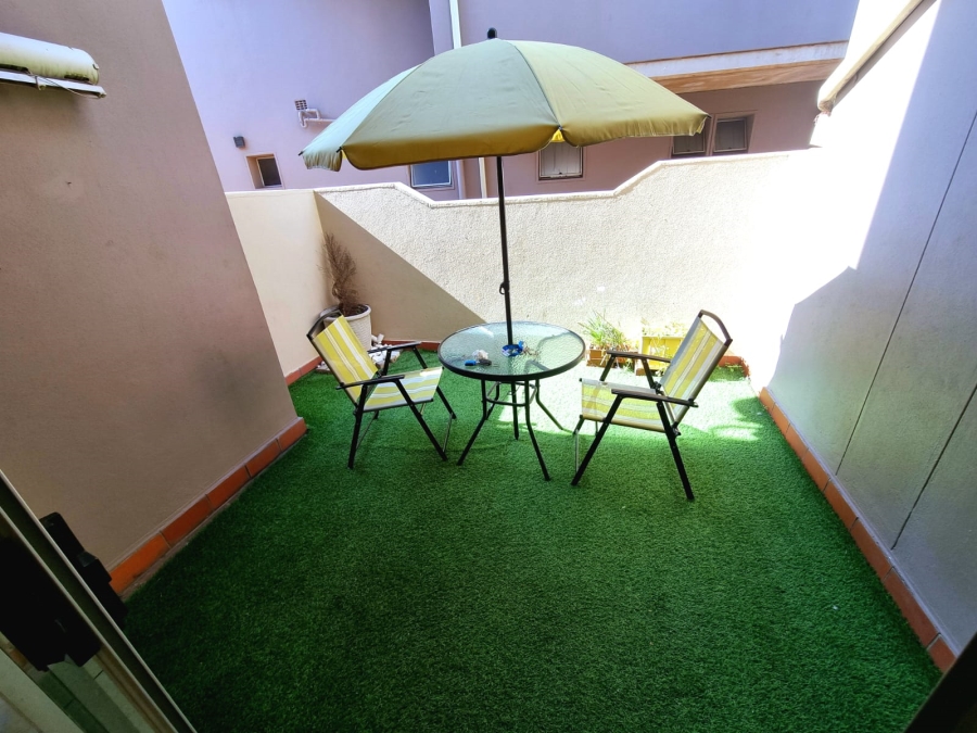 2 Bedroom Property for Sale in Glenanda Gauteng