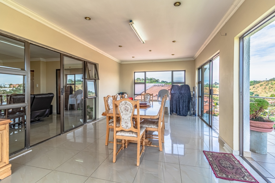 4 Bedroom Property for Sale in Oakdene Gauteng