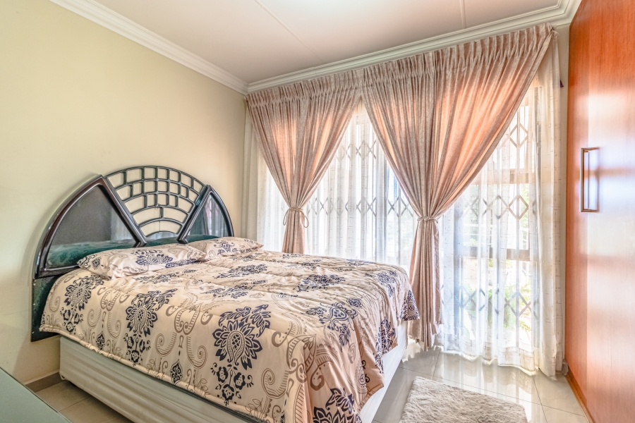 4 Bedroom Property for Sale in Oakdene Gauteng