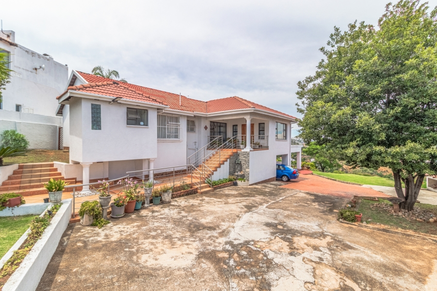 4 Bedroom Property for Sale in Oakdene Gauteng