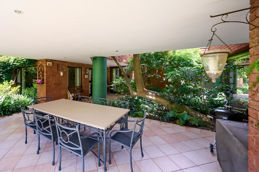 4 Bedroom Property for Sale in Carlswald Gauteng