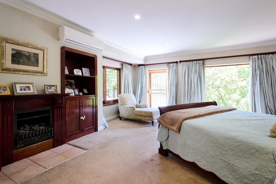 4 Bedroom Property for Sale in Carlswald Gauteng