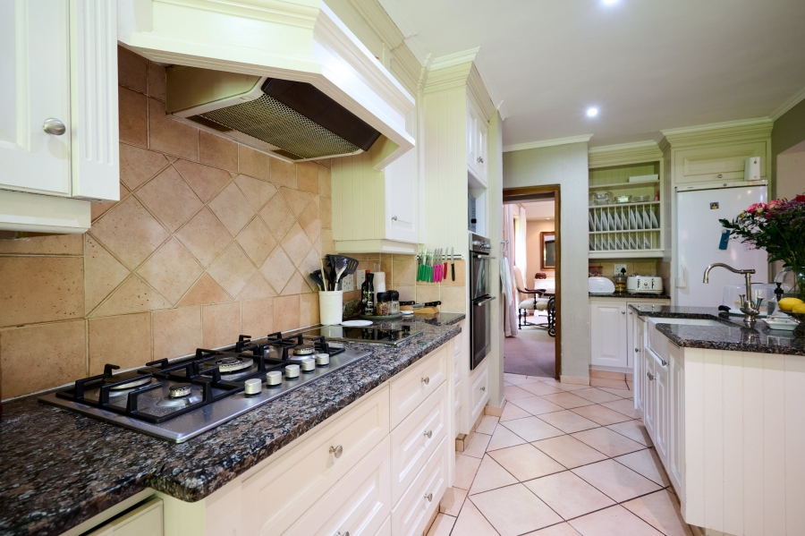 4 Bedroom Property for Sale in Carlswald Gauteng