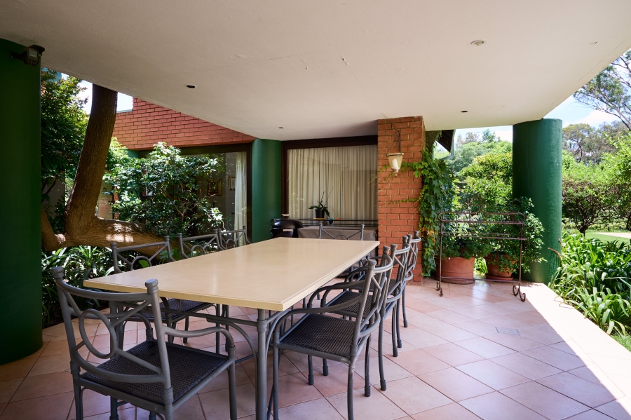 4 Bedroom Property for Sale in Carlswald Gauteng