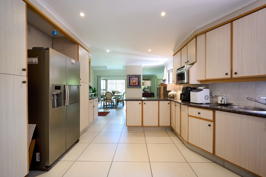 4 Bedroom Property for Sale in Carlswald Gauteng