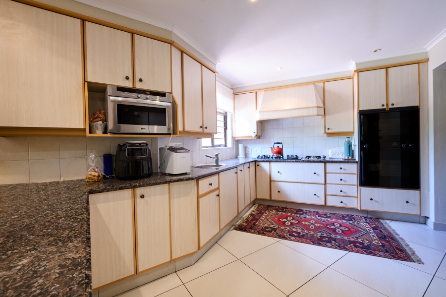 4 Bedroom Property for Sale in Carlswald Gauteng