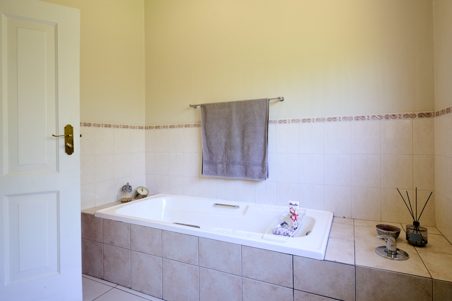 4 Bedroom Property for Sale in Carlswald Gauteng