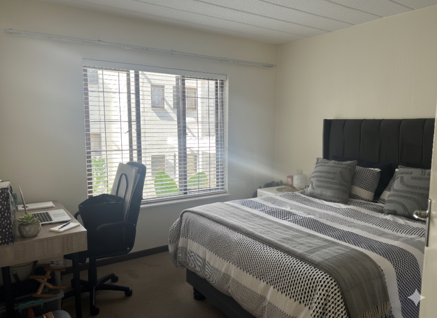 1 Bedroom Property for Sale in Morningside Gauteng