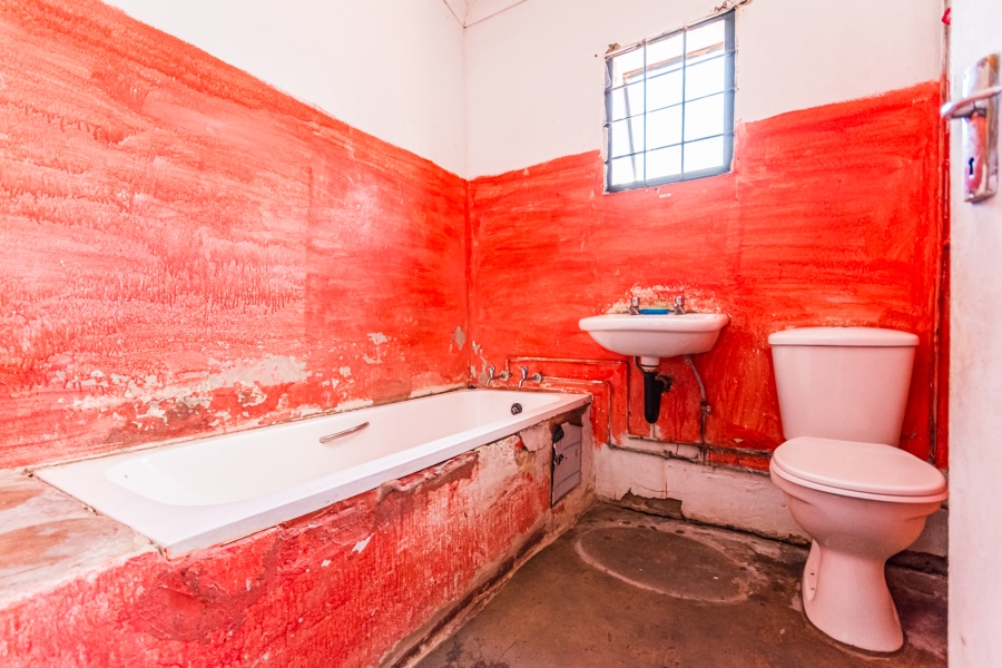 2 Bedroom Property for Sale in Mohlakeng Gauteng