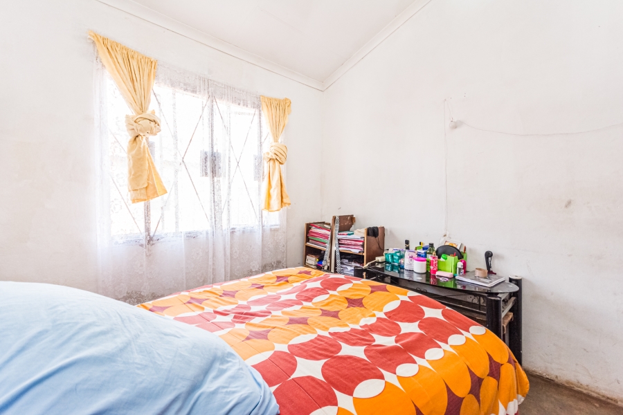 2 Bedroom Property for Sale in Mohlakeng Gauteng