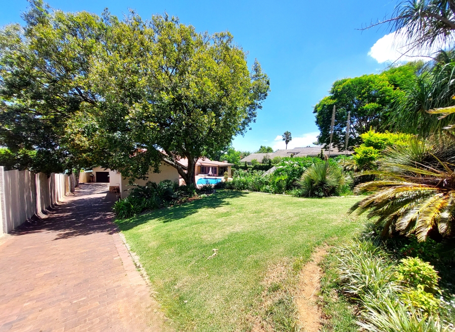 4 Bedroom Property for Sale in Waterkloof Ridge Gauteng