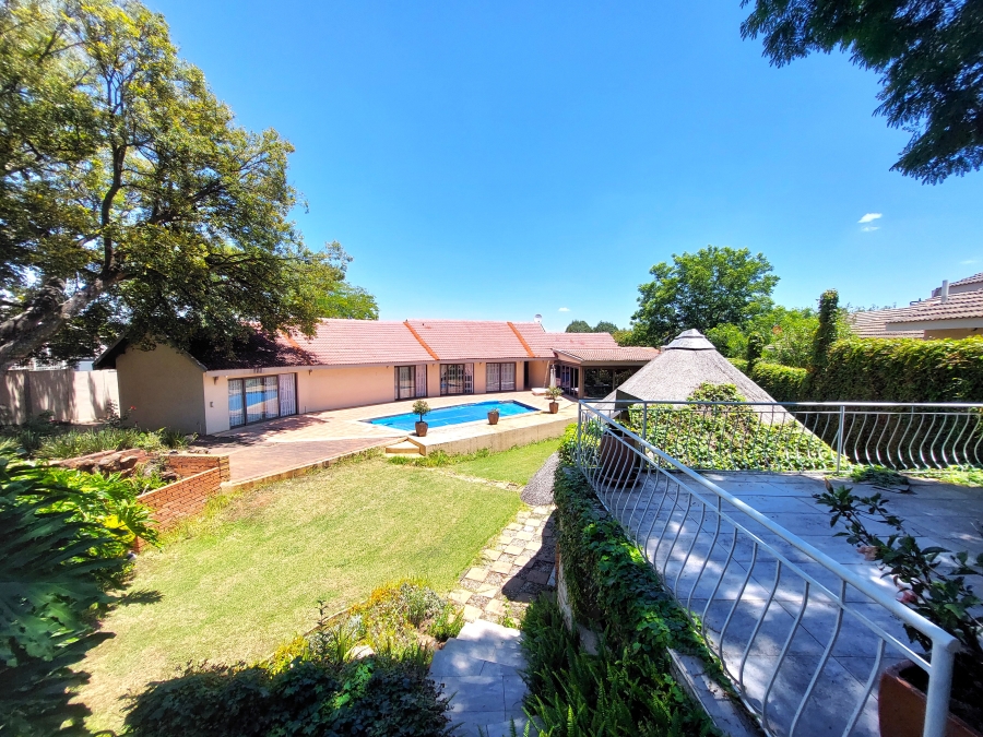 4 Bedroom Property for Sale in Waterkloof Ridge Gauteng