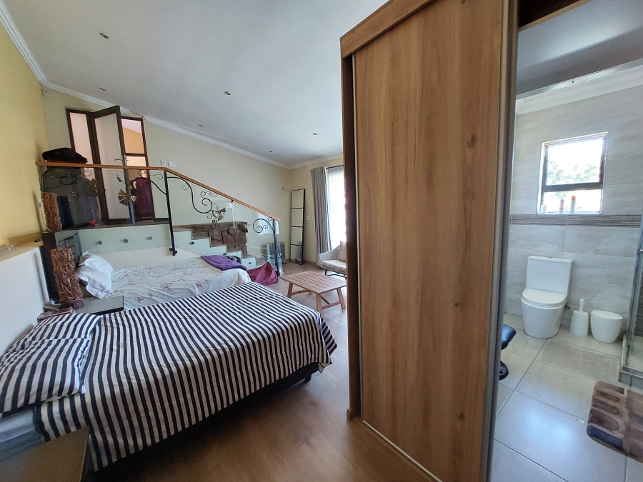 4 Bedroom Property for Sale in Waterkloof Ridge Gauteng