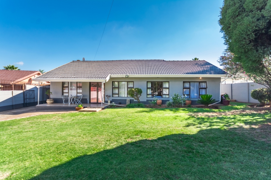 3 Bedroom Property for Sale in Mindalore Gauteng