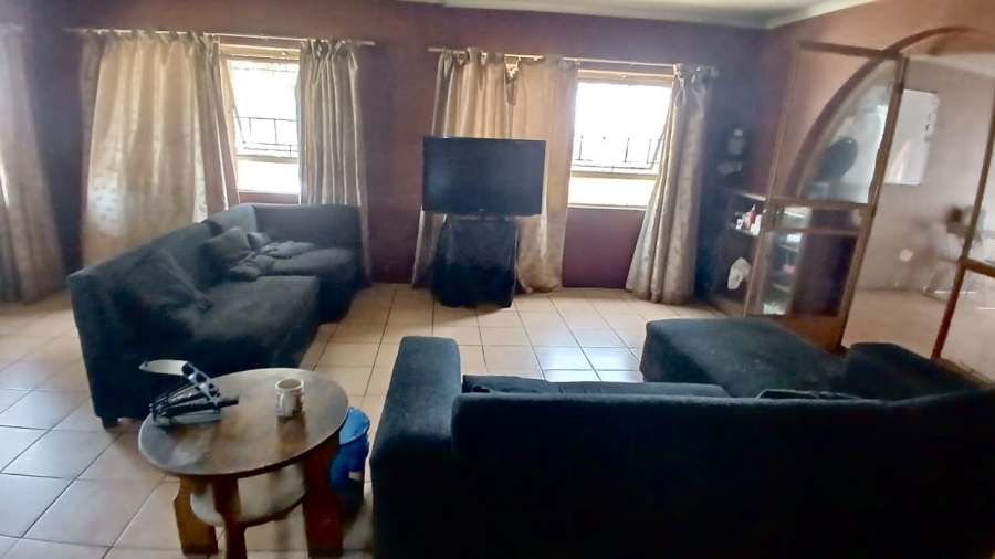 4 Bedroom Property for Sale in Boltonwold Gauteng