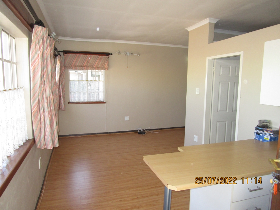 To Let 1 Bedroom Property for Rent in Edenvale Central Gauteng