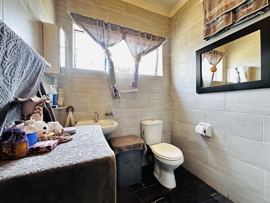 4 Bedroom Property for Sale in Dalview Gauteng