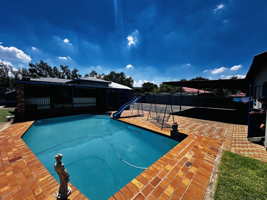 4 Bedroom Property for Sale in Dalview Gauteng