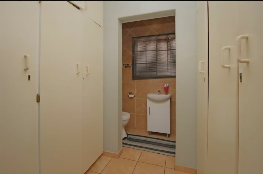 To Let 3 Bedroom Property for Rent in Randpoort Gauteng