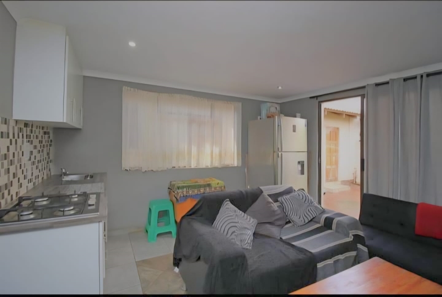 To Let 3 Bedroom Property for Rent in Randpoort Gauteng