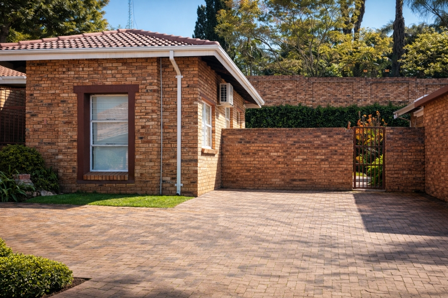 To Let 3 Bedroom Property for Rent in Sundowner Gauteng