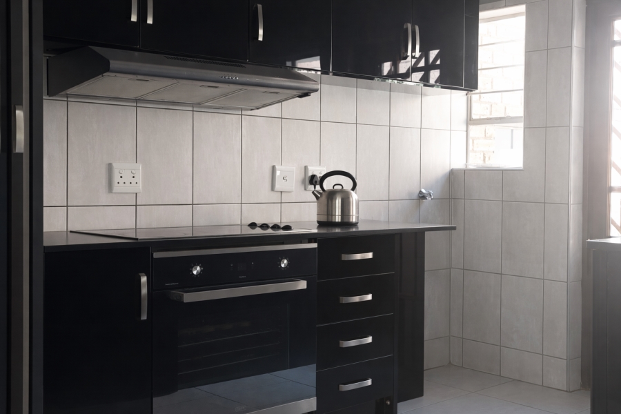 To Let 3 Bedroom Property for Rent in Sundowner Gauteng