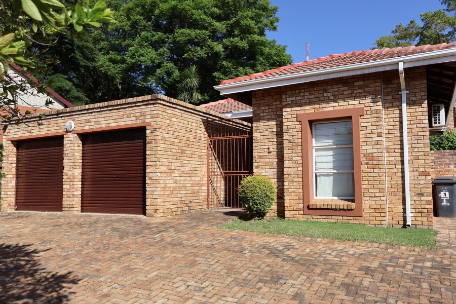 To Let 3 Bedroom Property for Rent in Sundowner Gauteng
