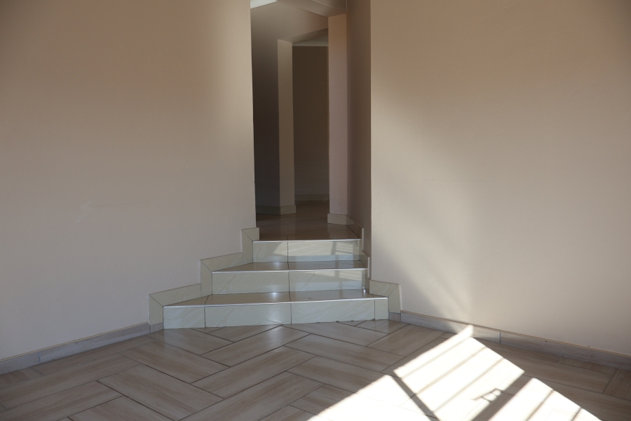 To Let 3 Bedroom Property for Rent in Sundowner Gauteng