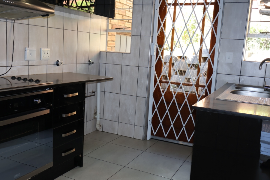 To Let 3 Bedroom Property for Rent in Sundowner Gauteng