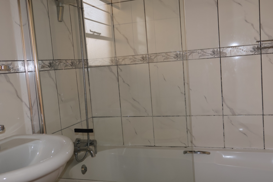 To Let 3 Bedroom Property for Rent in Sundowner Gauteng