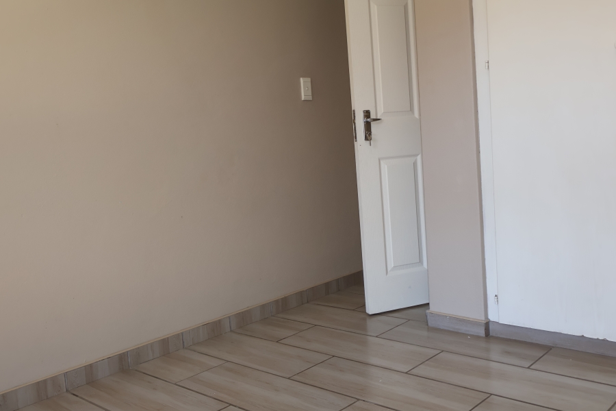 To Let 3 Bedroom Property for Rent in Sundowner Gauteng