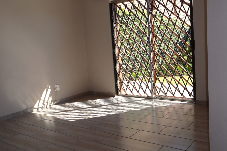 To Let 3 Bedroom Property for Rent in Sundowner Gauteng