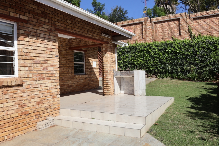 To Let 3 Bedroom Property for Rent in Sundowner Gauteng