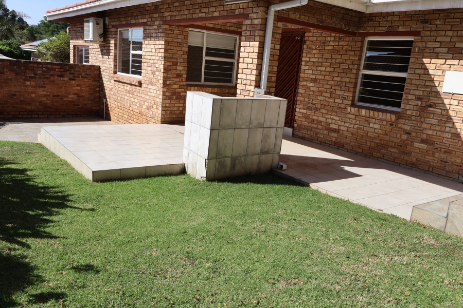 To Let 3 Bedroom Property for Rent in Sundowner Gauteng
