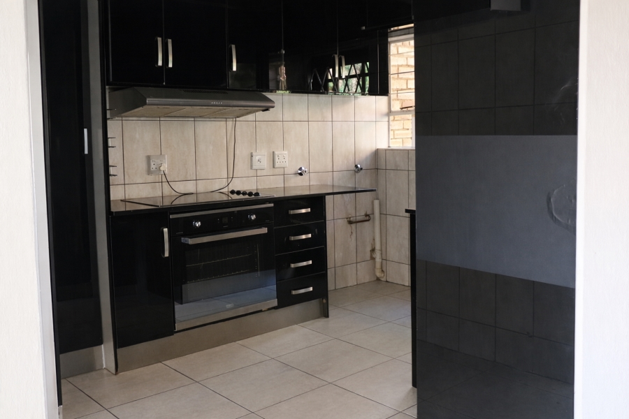 To Let 3 Bedroom Property for Rent in Sundowner Gauteng