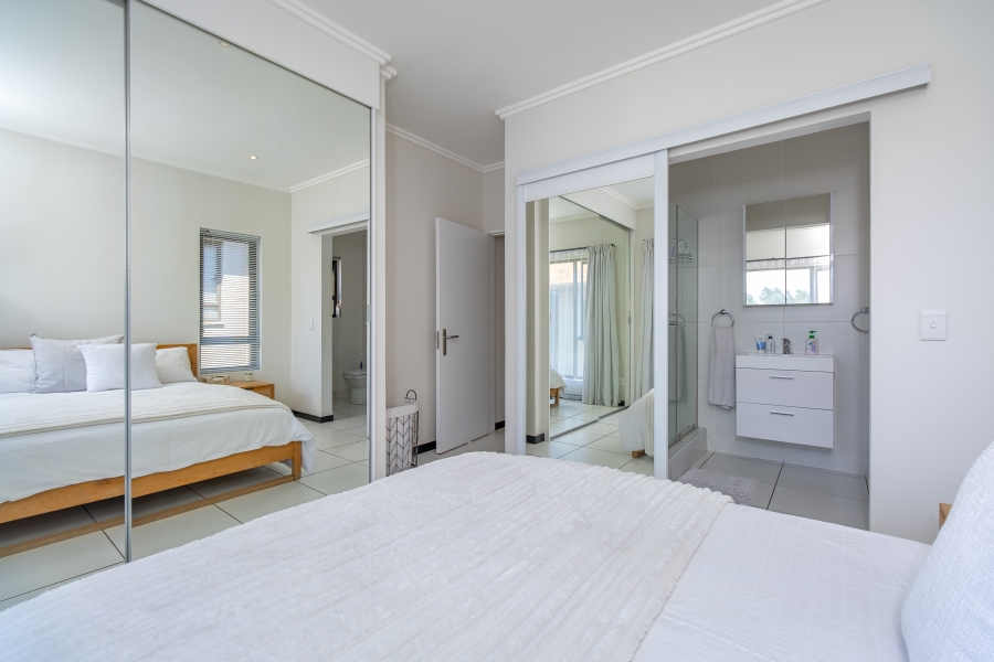 3 Bedroom Property for Sale in Lonehill Gauteng