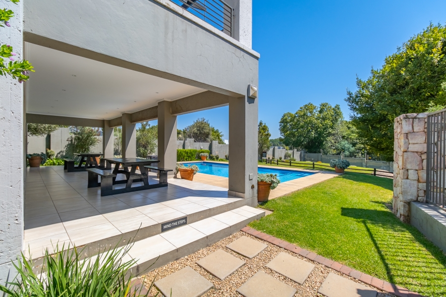 3 Bedroom Property for Sale in Lonehill Gauteng