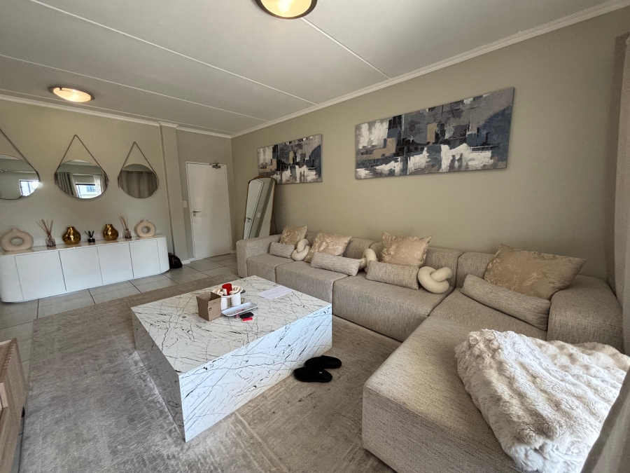 3 Bedroom Property for Sale in Waterfall Gauteng