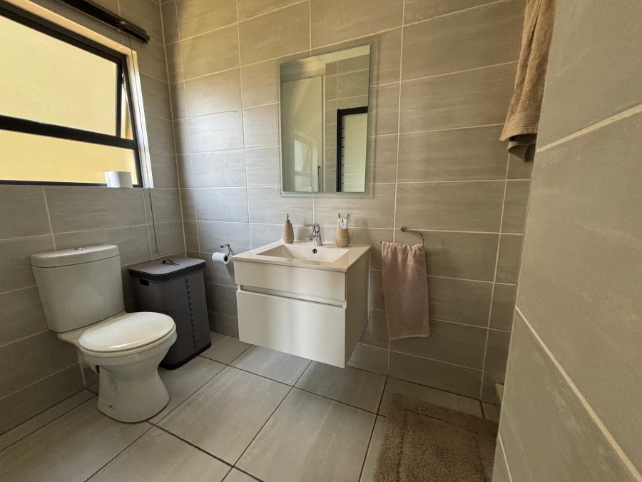 3 Bedroom Property for Sale in Waterfall Gauteng