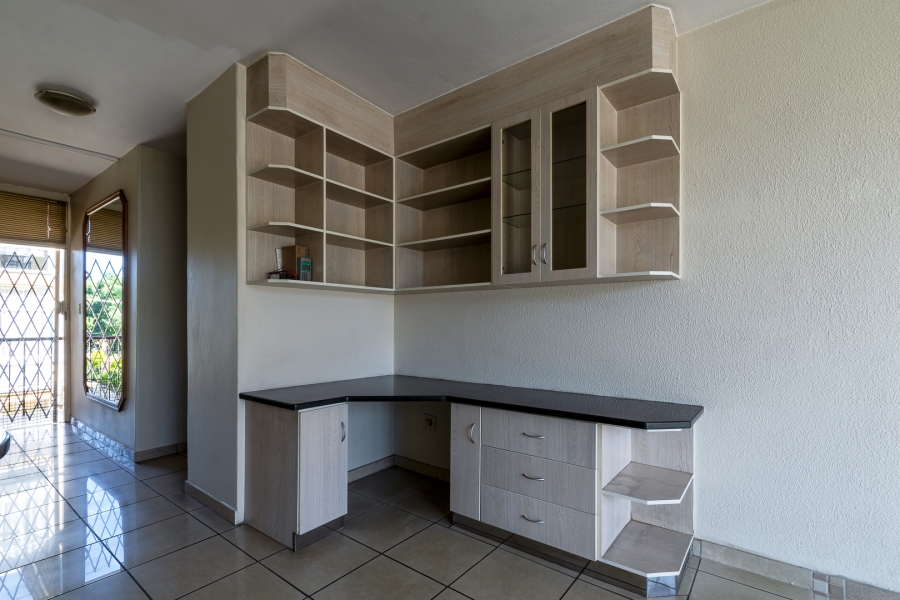 2 Bedroom Property for Sale in Lydiana Gauteng