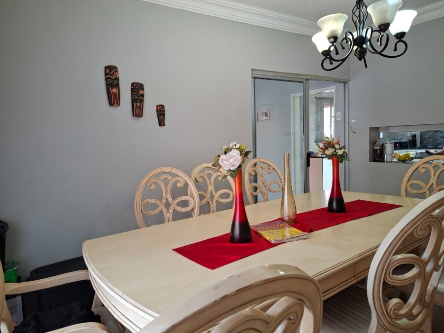 4 Bedroom Property for Sale in Vanderbijlpark SE 7 Gauteng