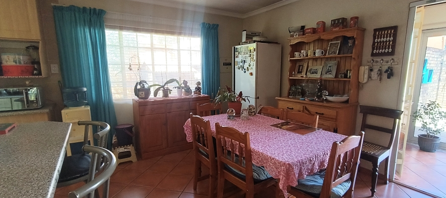 2 Bedroom Property for Sale in Wierda Park Gauteng