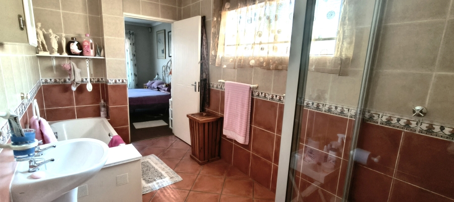 2 Bedroom Property for Sale in Wierda Park Gauteng
